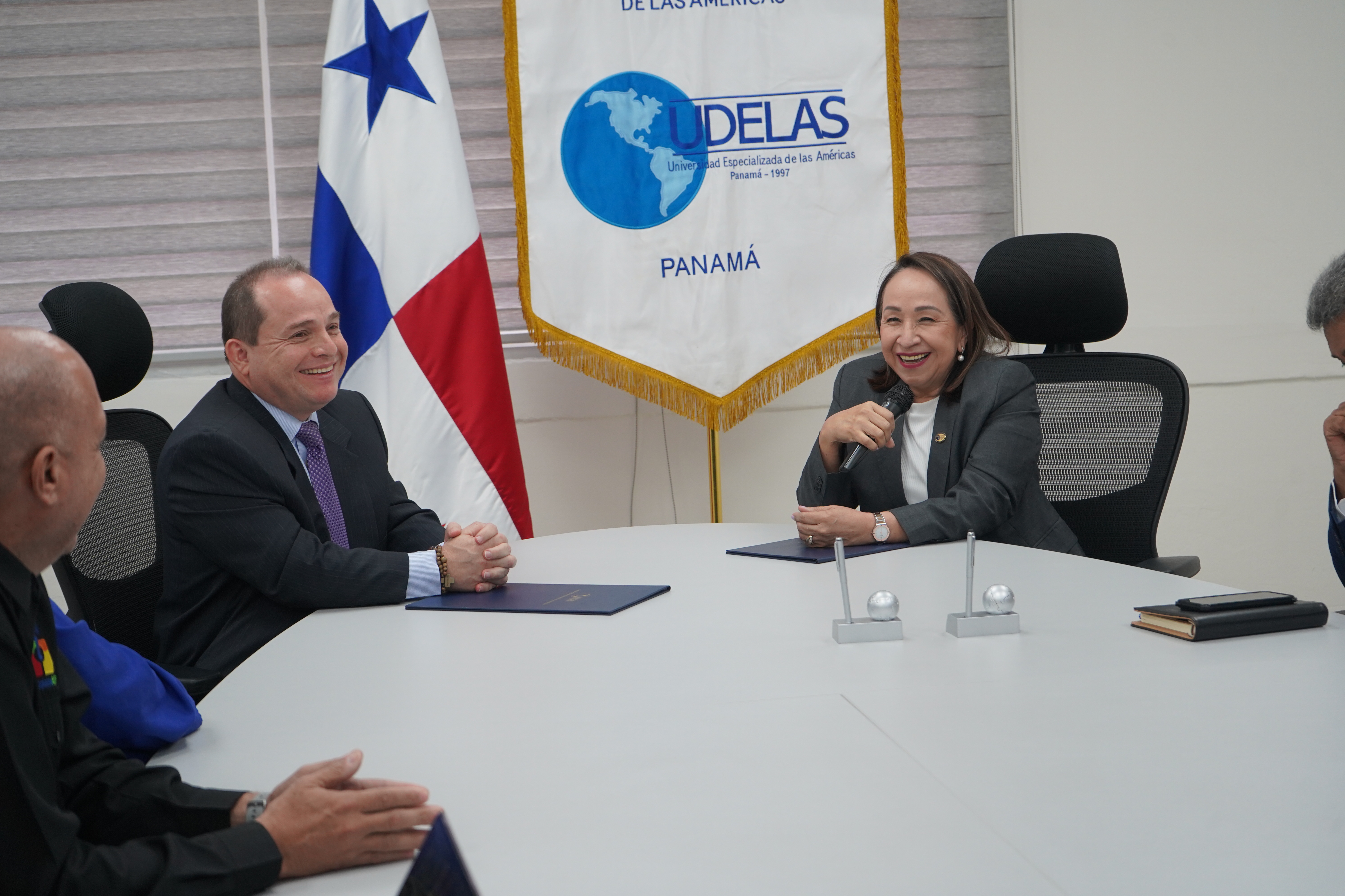 UDELAS