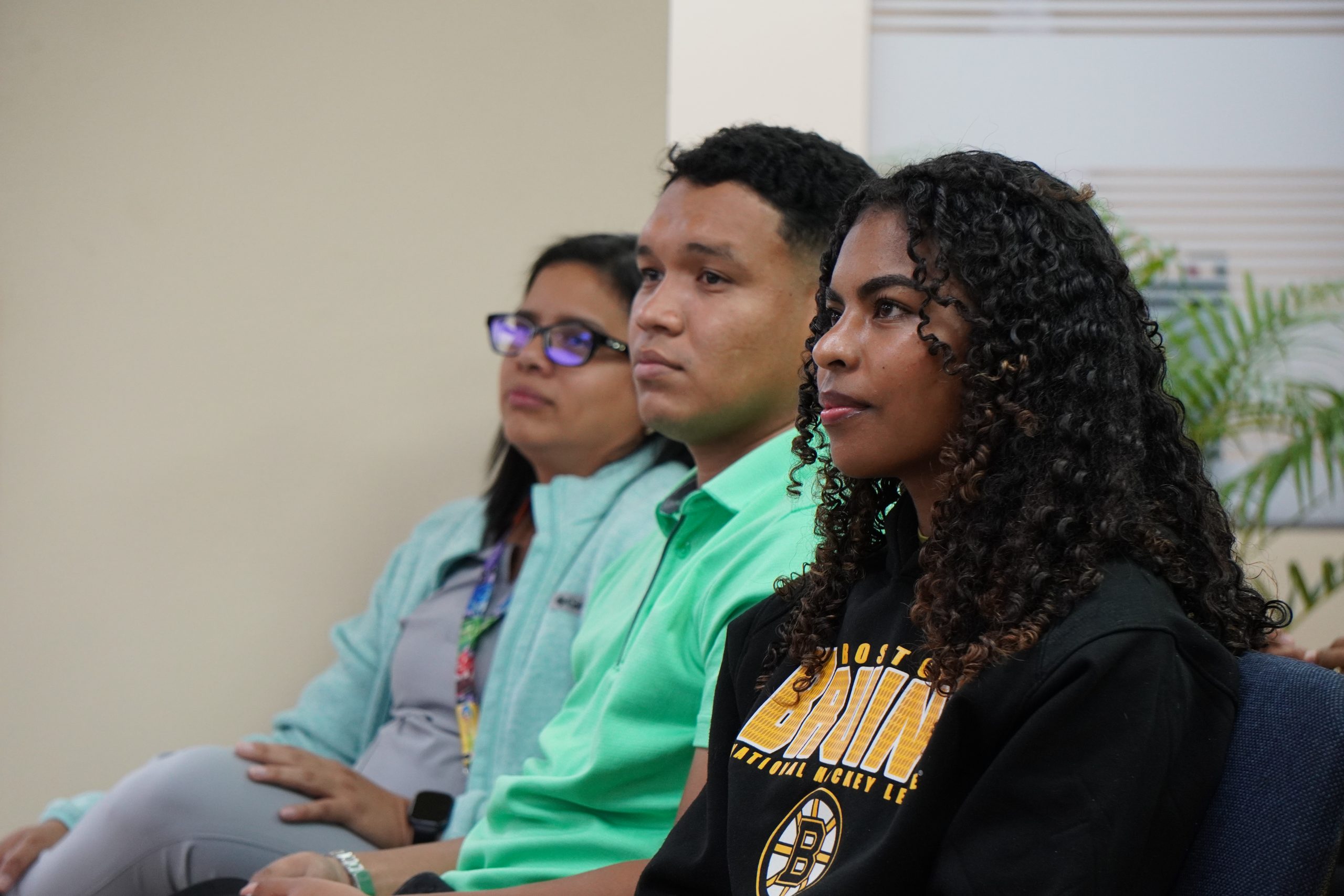 Estudiantes reciben indumentaria y Pabellón Nacional con miras a participar de los JUDUCA 2025