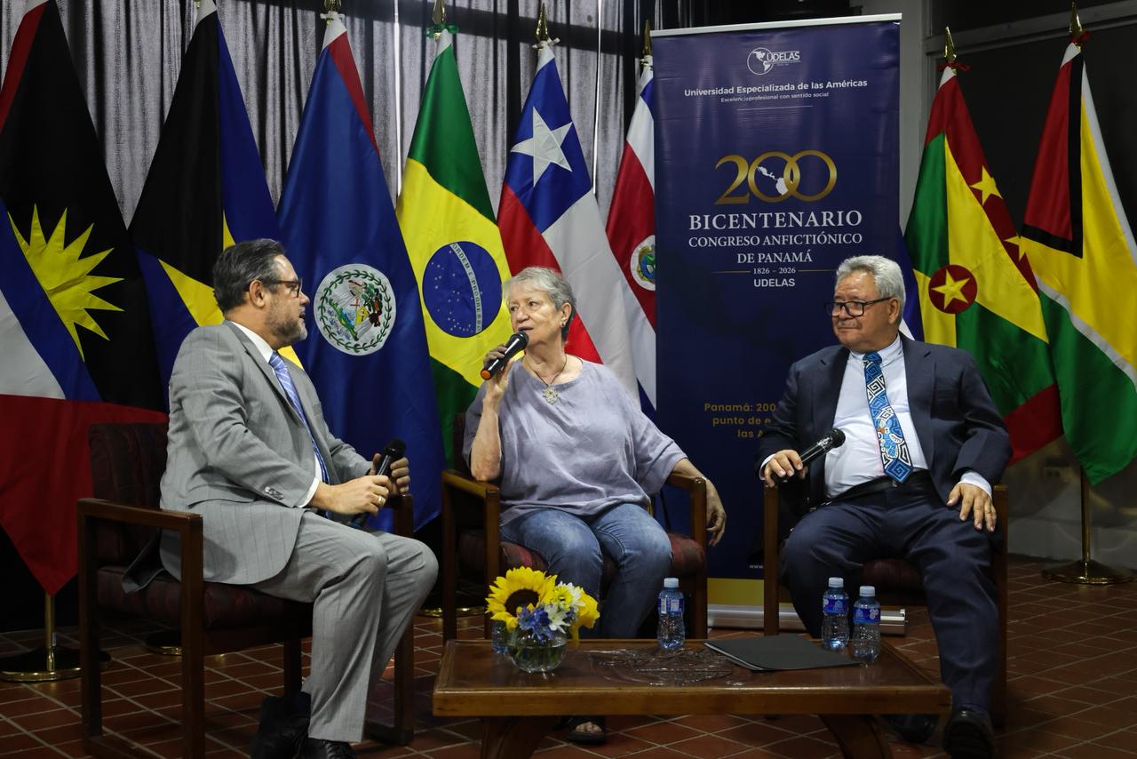 Foro en UDELAS destaca la vigencia del Congreso Anfictiónico de Panamá a 200 años de su realización