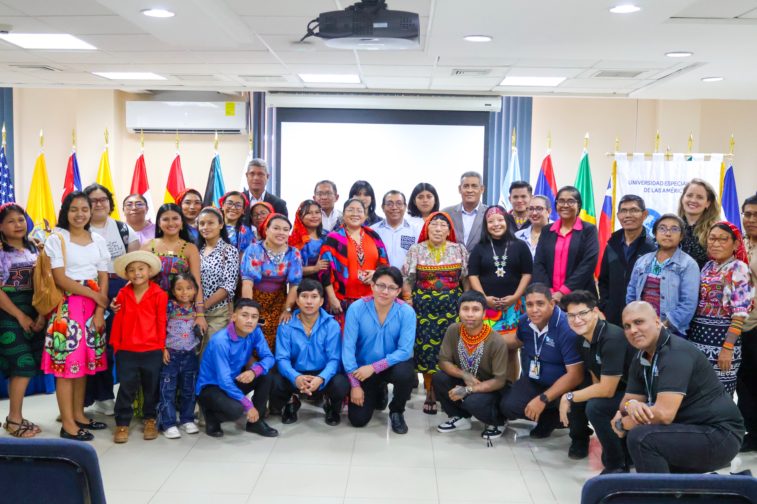 UDELAS conmemora el Día Internacional de los Pueblos Indígenas con diálogo sobre cultura, derechos y educación